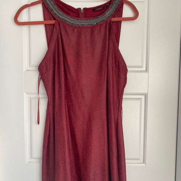 Clothes - Picture 1 of 1